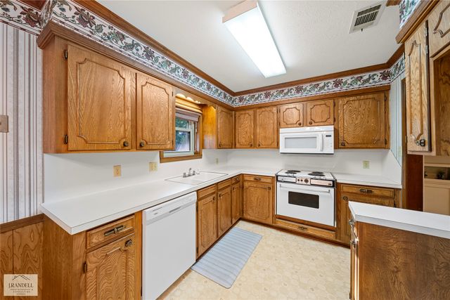 5338 Hollyhock, Bossier City, LA 71112