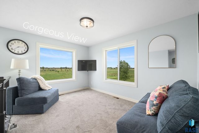 27186 Willow View Cir Circle, Harrisburg, SD 57032