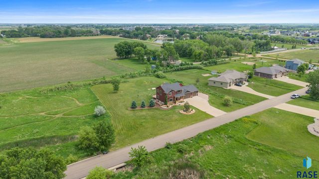 27186 Willow View Cir Circle, Harrisburg, SD 57032