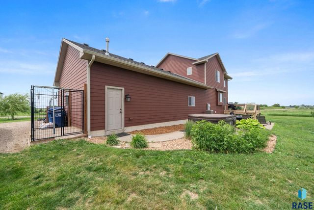 27186 Willow View Cir Circle, Harrisburg, SD 57032