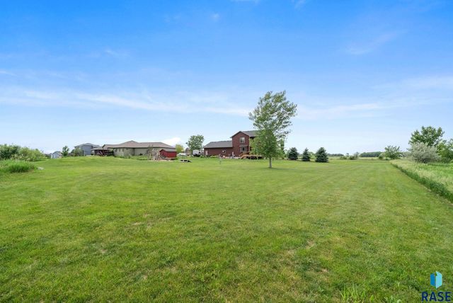 27186 Willow View Cir Circle, Harrisburg, SD 57032