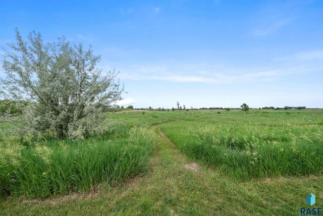 27186 Willow View Cir Circle, Harrisburg, SD 57032