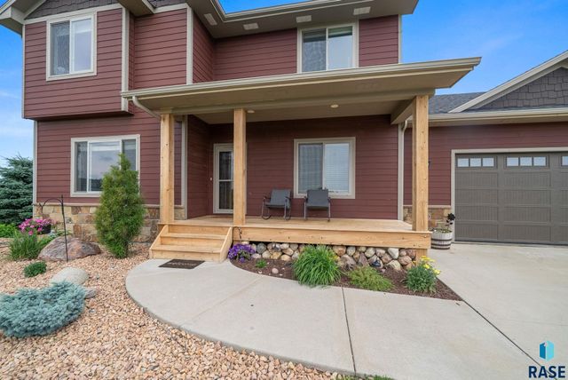 27186 Willow View Cir Circle, Harrisburg, SD 57032