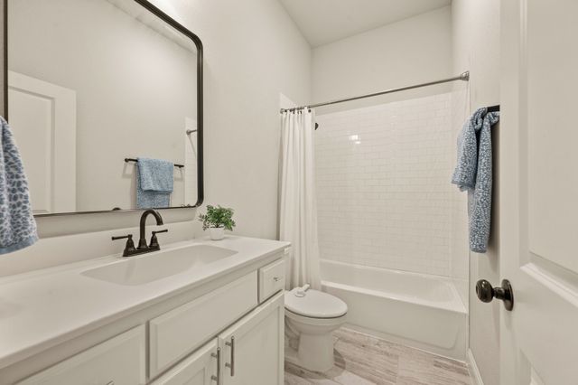 8908 Lazy Oak Drive, Justin, TX 76247