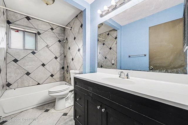 152 Americana Boulevard NE, Palm Bay, FL 32907