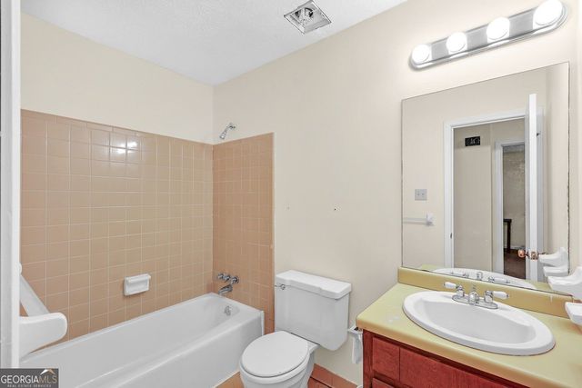 1466 Hewatt Road, Lilburn, GA 30047