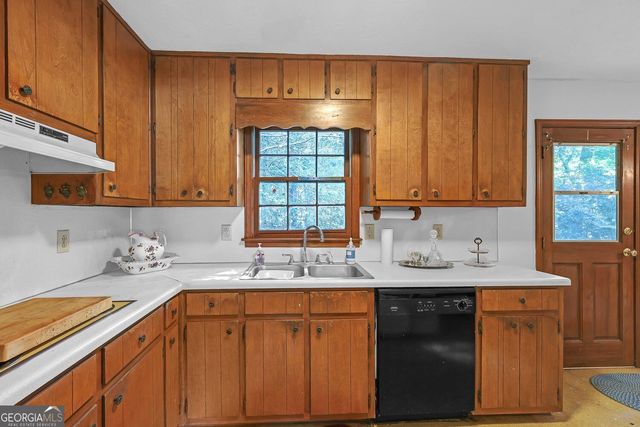 1466 Hewatt Road, Lilburn, GA 30047