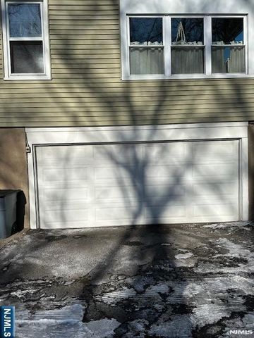 138 Highland Avenue, Midland Park, NJ 07432