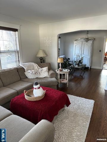138 Highland Avenue, Midland Park, NJ 07432