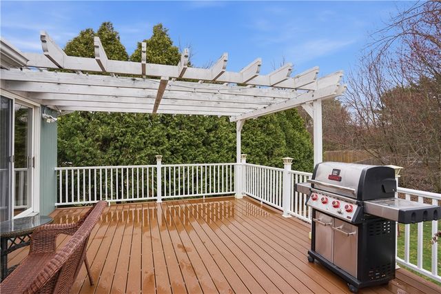 77 Valley View Drive, Cranston, RI 02921