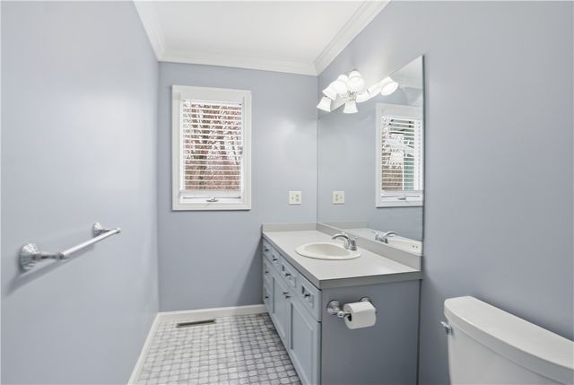 77 Valley View Drive, Cranston, RI 02921