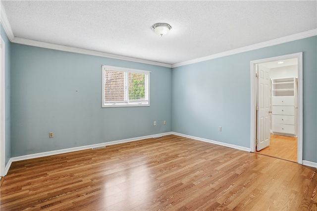 77 Valley View Drive, Cranston, RI 02921