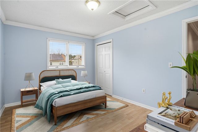 77 Valley View Drive, Cranston, RI 02921