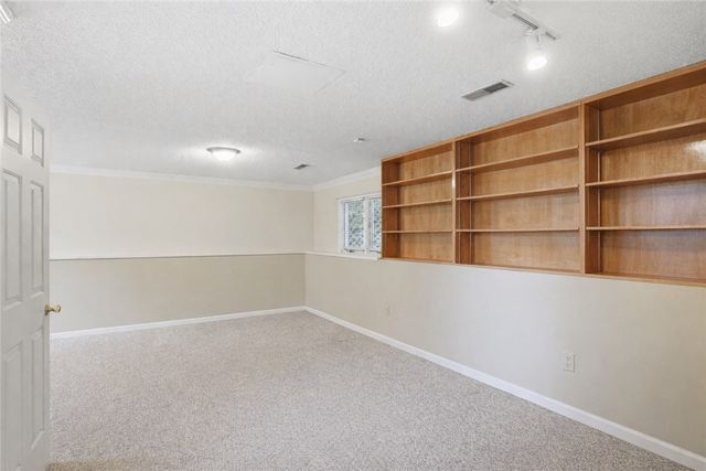 77 Valley View Drive, Cranston, RI 02921