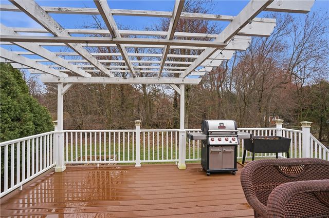 77 Valley View Drive, Cranston, RI 02921