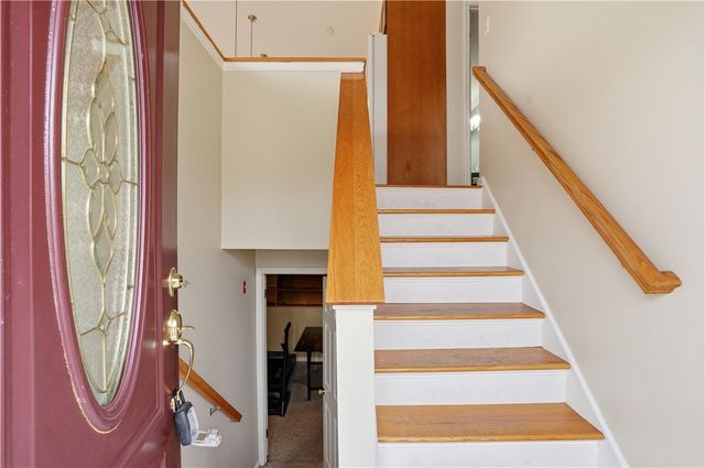 77 Valley View Drive, Cranston, RI 02921