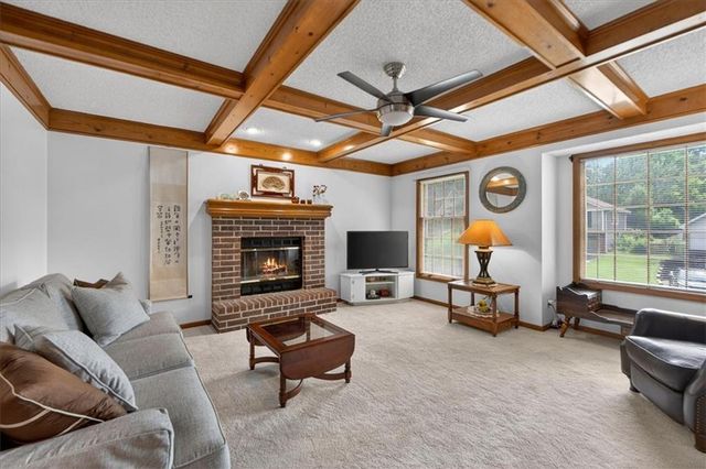 1912 NW 9th Street Court, Blue Springs, MO 64015