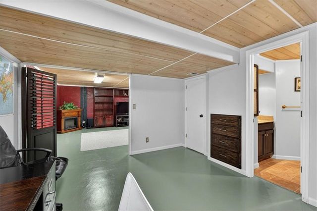 1912 NW 9th Street Court, Blue Springs, MO 64015