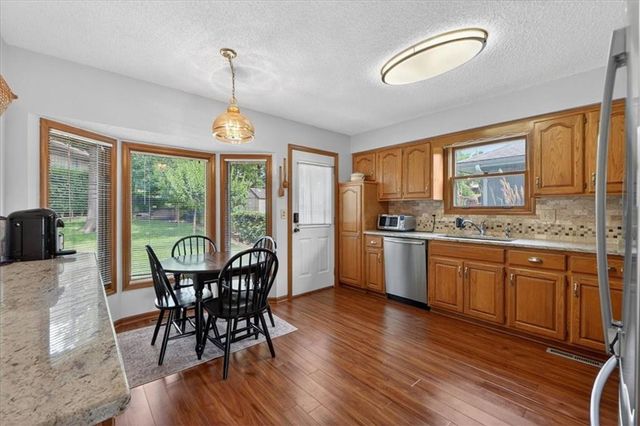 1912 NW 9th Street Court, Blue Springs, MO 64015