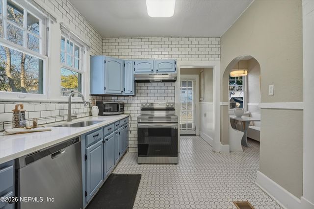 2045 MYRA Street, Jacksonville, FL 32204