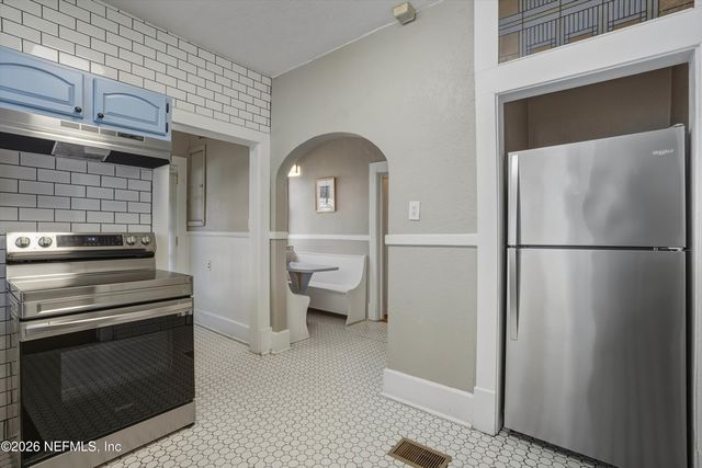 2045 MYRA Street, Jacksonville, FL 32204