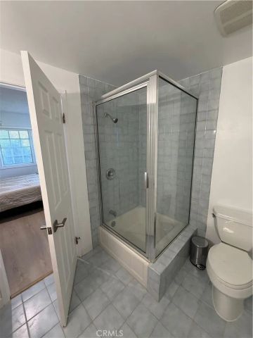 9660 Vanalden, Northridge, CA 91324