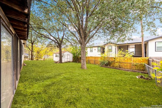 2815 Big Horn Dr, San Antonio, TX 78228