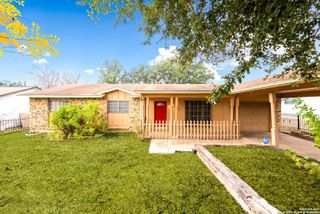2815 Big Horn Dr, San Antonio, TX 78228