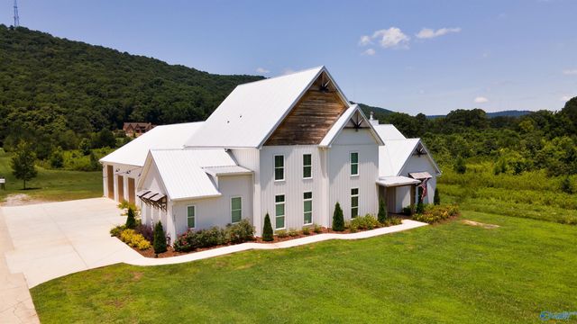 372 Old Big Cove Road, Brownsboro, AL 35741