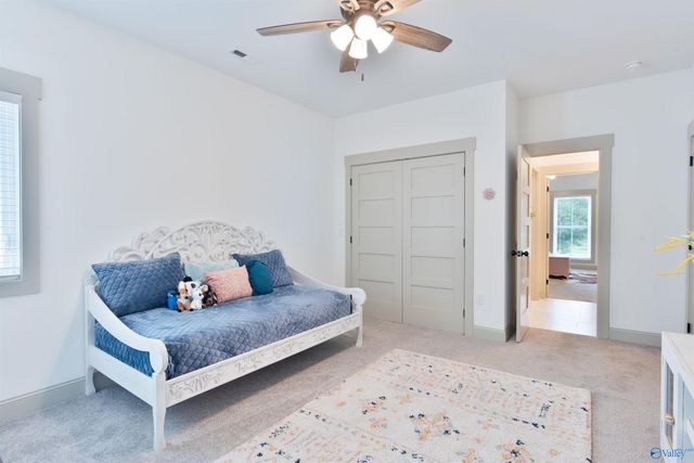 372 Old Big Cove Road, Brownsboro, AL 35741