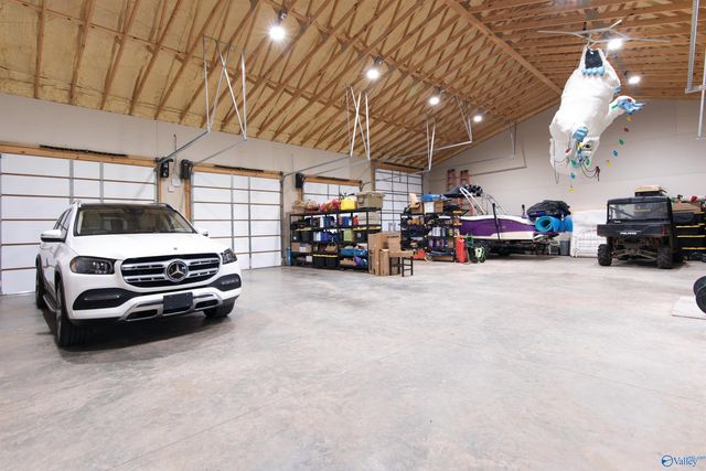 372 Old Big Cove Road, Brownsboro, AL 35741