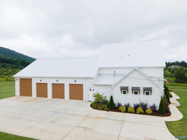 372 Old Big Cove Road, Brownsboro, AL 35741