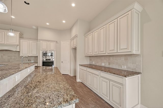 5423 Mason Mountain Lane, Houston, TX 77059