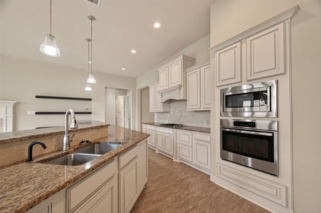 5423 Mason Mountain Lane, Houston, TX 77059