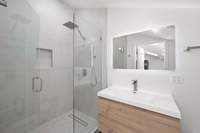 2133 Cordero Rd., Del Mar, CA 92014