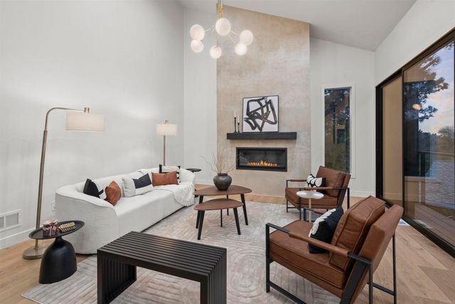 2133 Cordero Rd., Del Mar, CA 92014