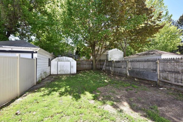 3737 W Miller LANE, Milwaukee, WI 53208
