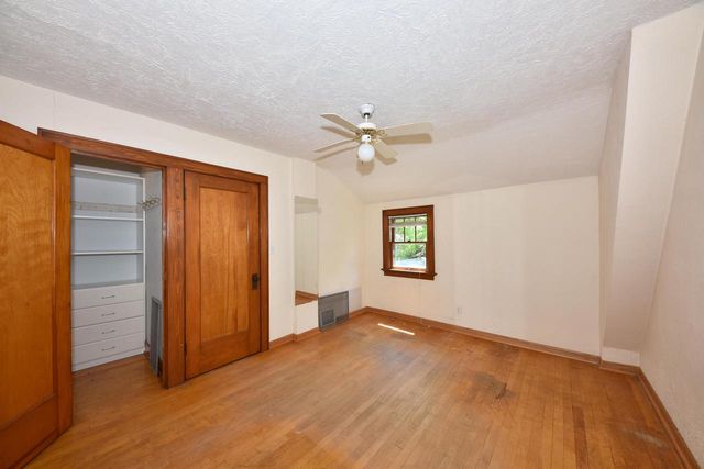 3737 W Miller LANE, Milwaukee, WI 53208