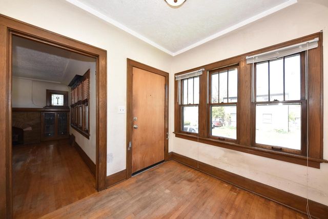 3737 W Miller LANE, Milwaukee, WI 53208