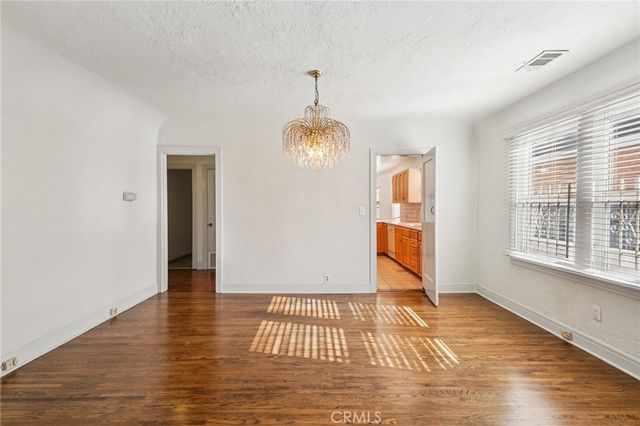6608 Arlington, Los Angeles, CA 90043