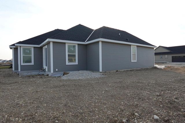 1757 Hammock LANE, Oconomowoc, WI 53066