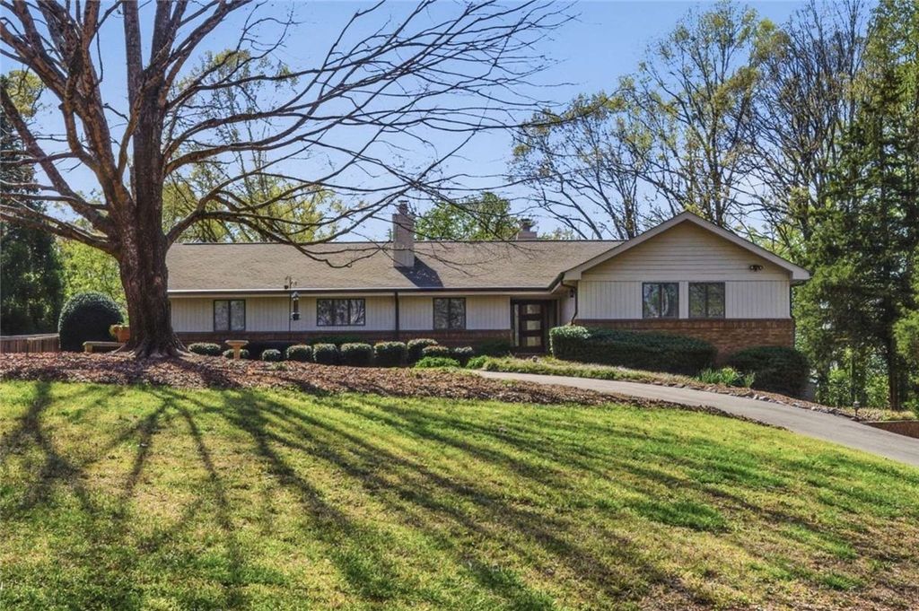 518 Bentbrook Lane, Clemson, SC 29631