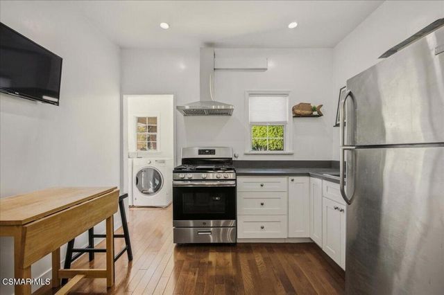 1219 Dunsmuir Avenue, Los Angeles, CA 90019