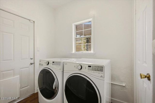 1219 Dunsmuir Avenue, Los Angeles, CA 90019