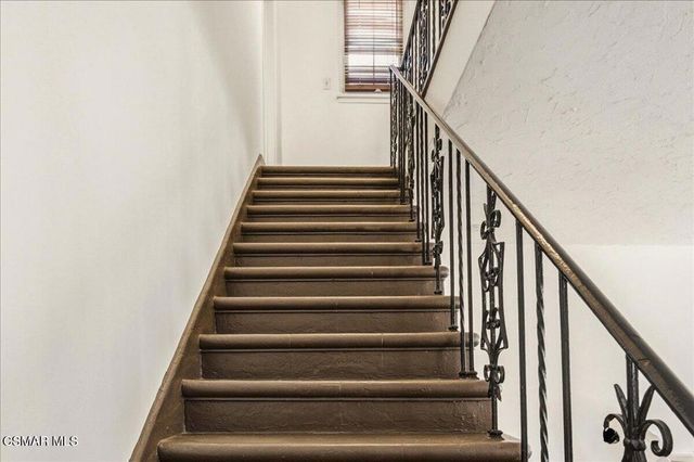 1219 Dunsmuir Avenue, Los Angeles, CA 90019