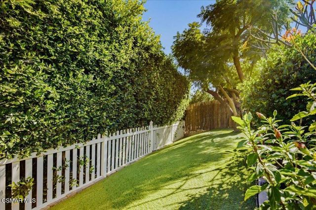 1219 Dunsmuir Avenue, Los Angeles, CA 90019