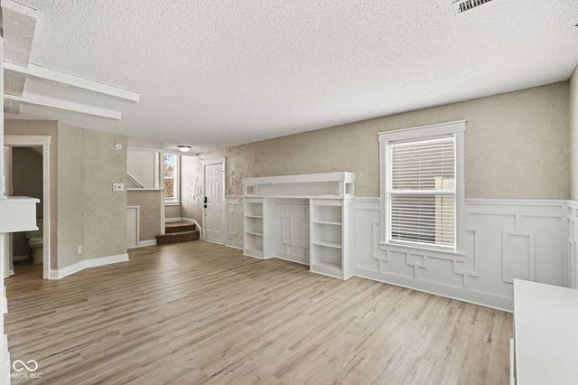16683 Lowell Drive, Noblesville, IN 46060