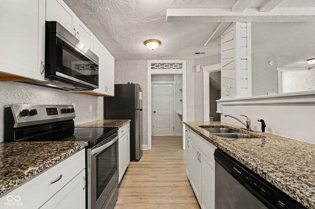 16683 Lowell Drive, Noblesville, IN 46060