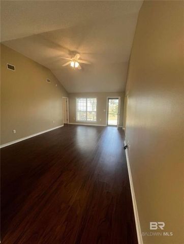 124 Oakwood Avenue, Fairhope, AL 36532