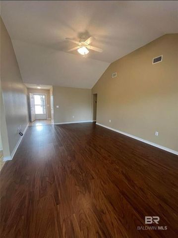 124 Oakwood Avenue, Fairhope, AL 36532